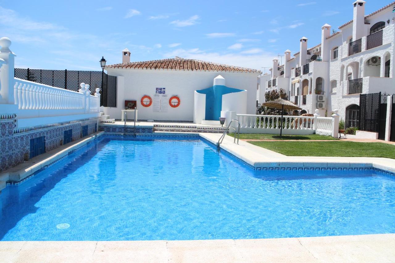 Apartment Verano Azul Nerja Eksteriør billede