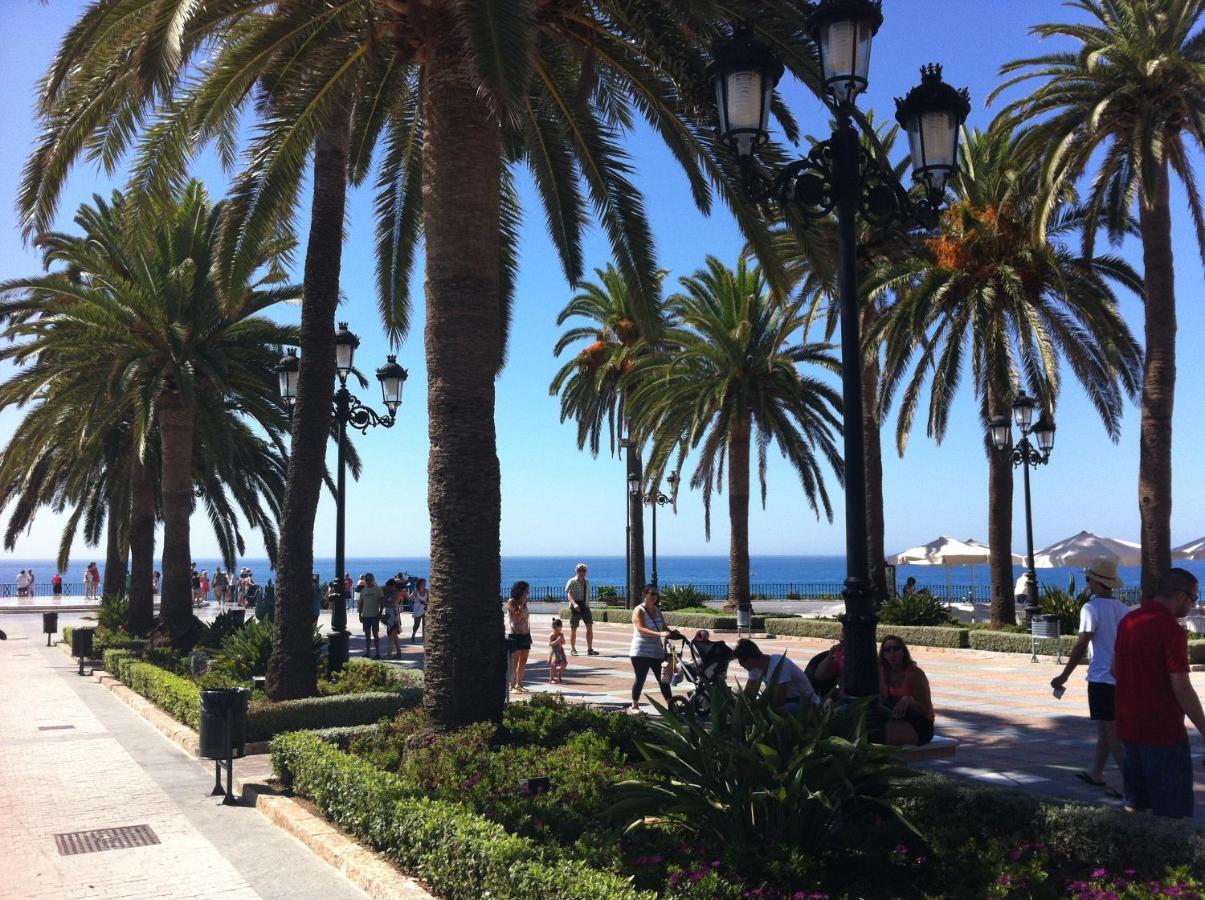 Apartment Verano Azul Nerja Eksteriør billede